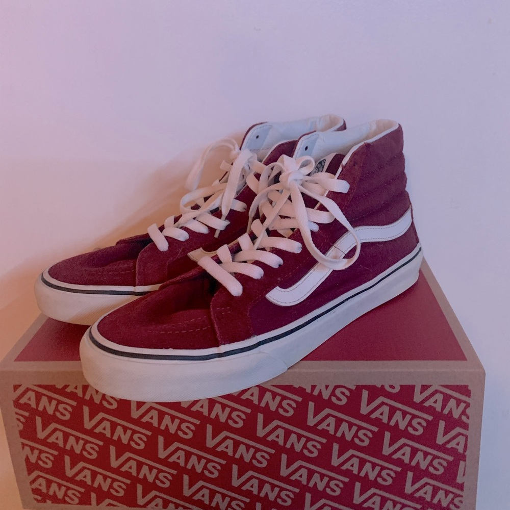 Women’s Size 9 Burgundy High Top Vans (Sk8 -HI)